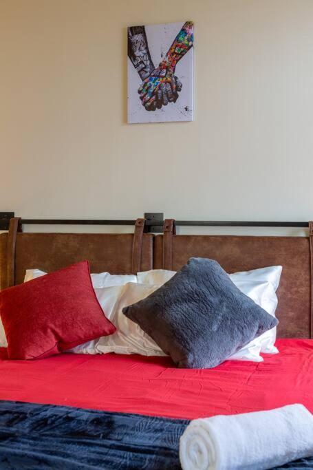 Ferienwohnung King Bed W/ Panoramic Views Of Dt! Rochester Exterior foto