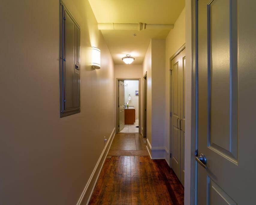 Ferienwohnung King Bed W/ Panoramic Views Of Dt! Rochester Exterior foto