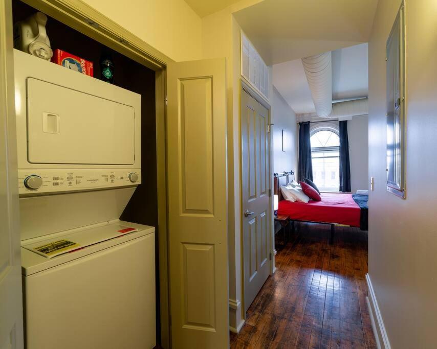 Ferienwohnung King Bed W/ Panoramic Views Of Dt! Rochester Exterior foto
